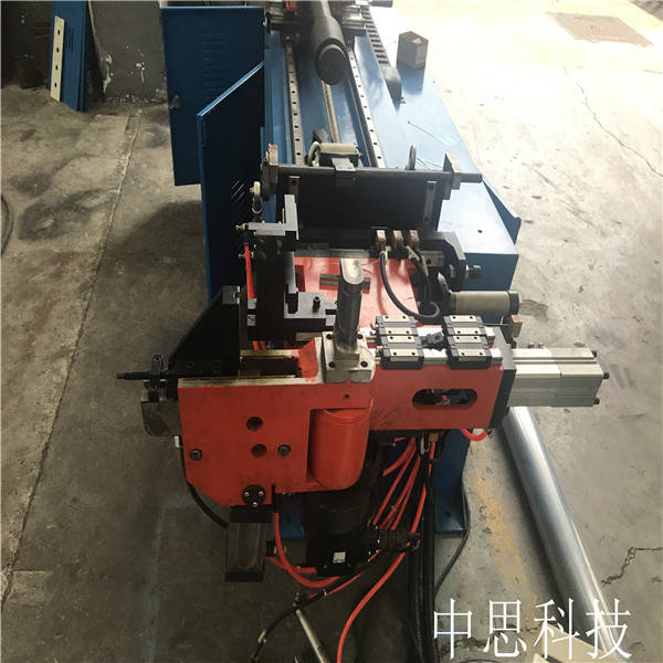 全自动弯管机构造